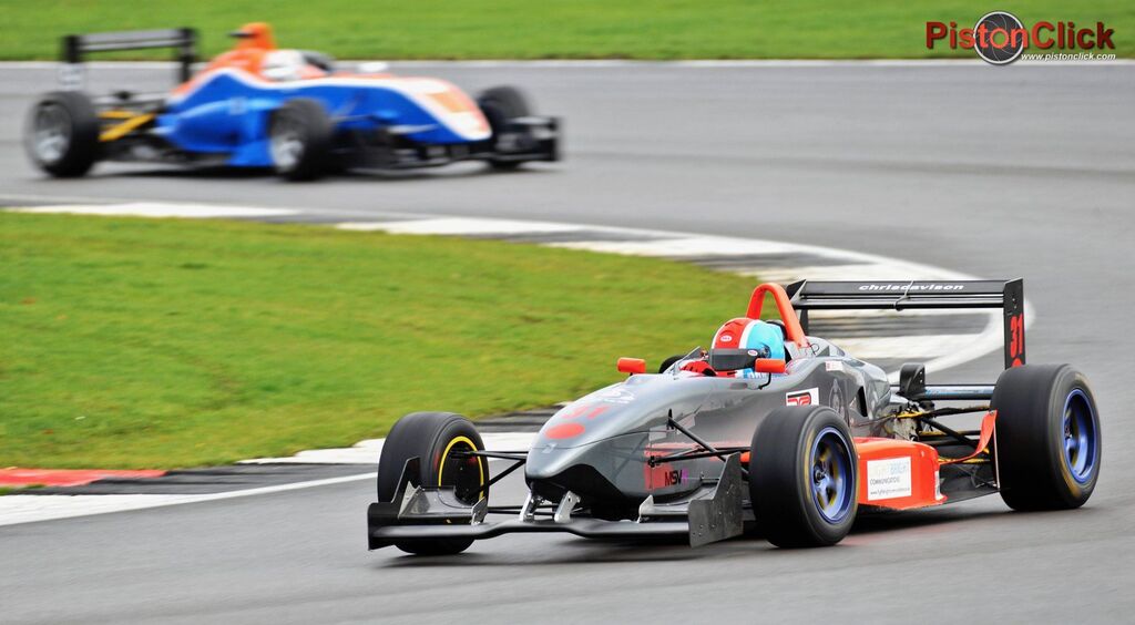 10 Martin Daly racing the Dallara F311