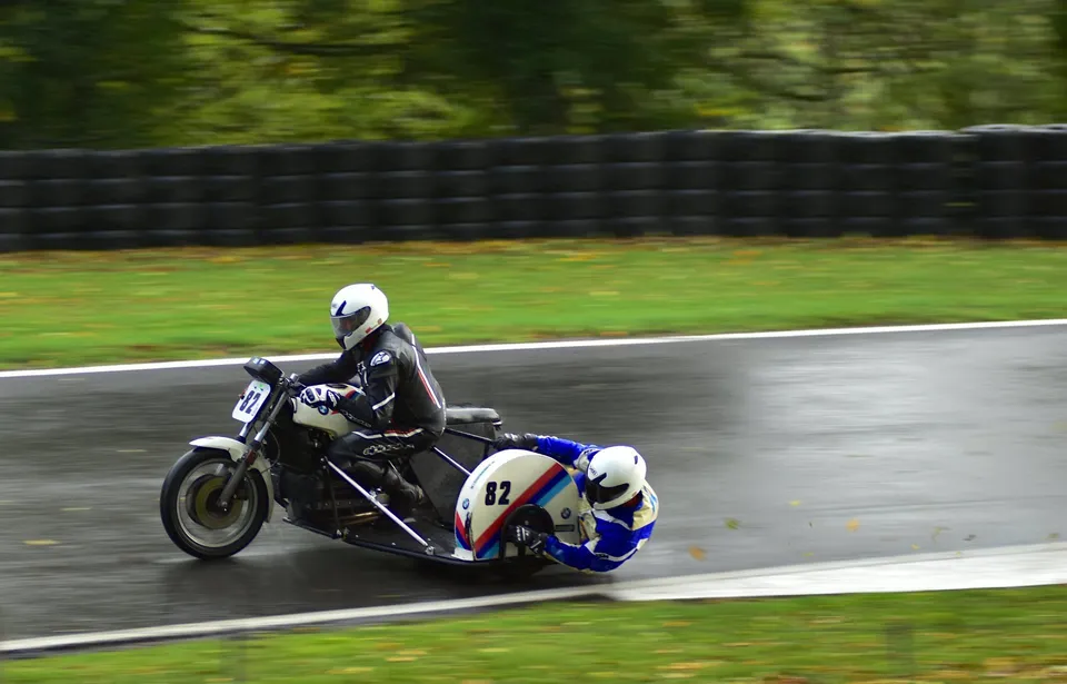 Auto66 Club Side Car Bash Cadwell Park 2018