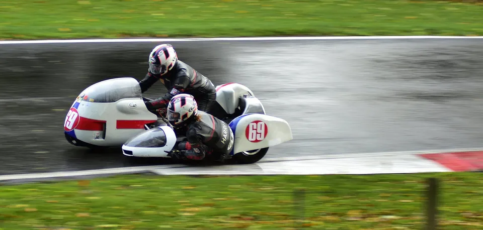 Auto66 Club Side Car Bash Cadwell Park 2018