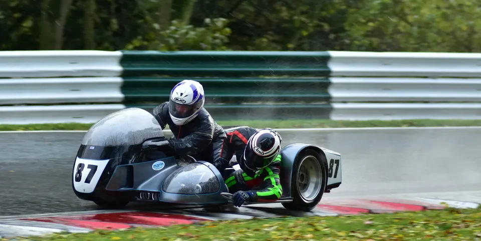 Auto66 Club Side Car Bash Cadwell Park 2018