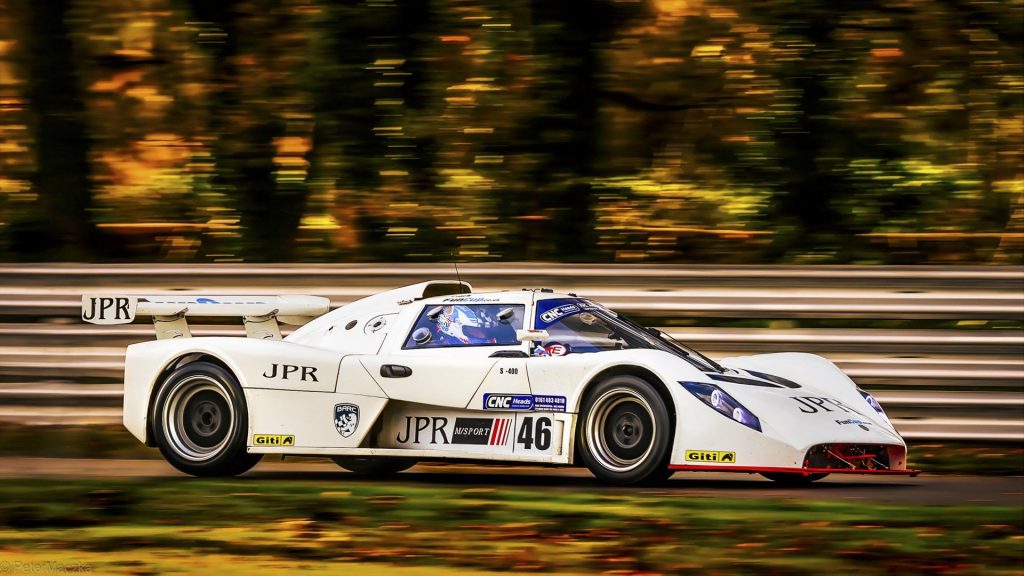 Vivid colours in a Motorsport photography Report
