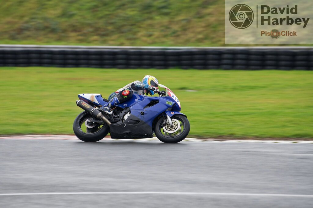 Boxing Day Plum Pudding meeting at Mallory Park