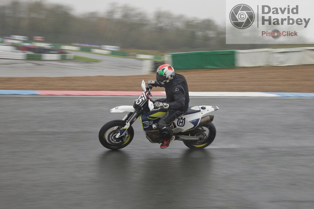 Devil’s Elbow Mallory Park