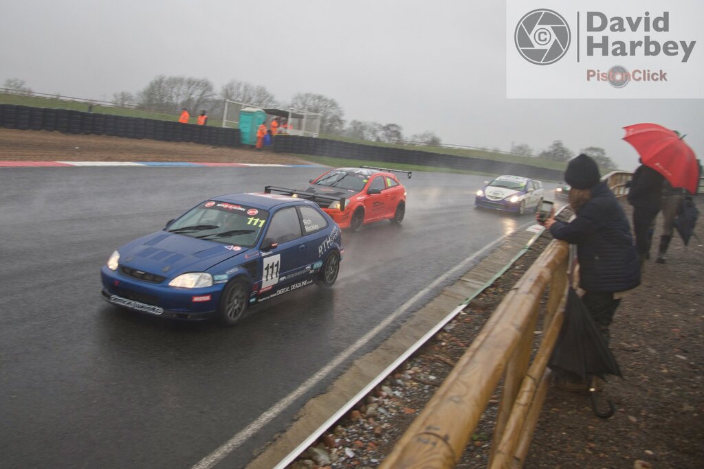 Boxing Day Plum Pudding meeting at Mallory Park