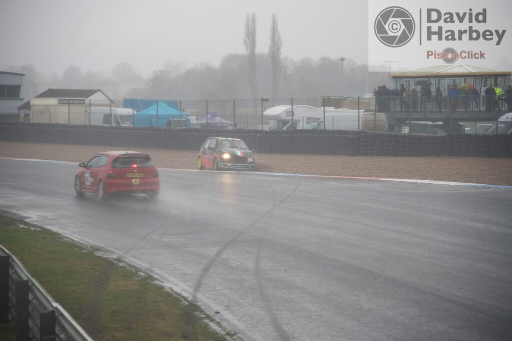 Boxing Day Plum Pudding meeting at Mallory Park