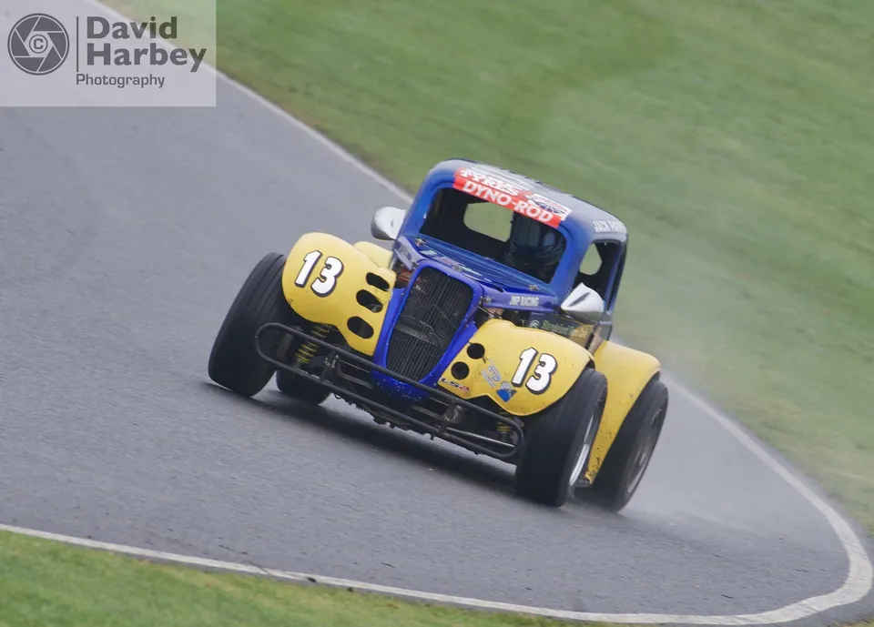Plum Pudding at Mallory Park