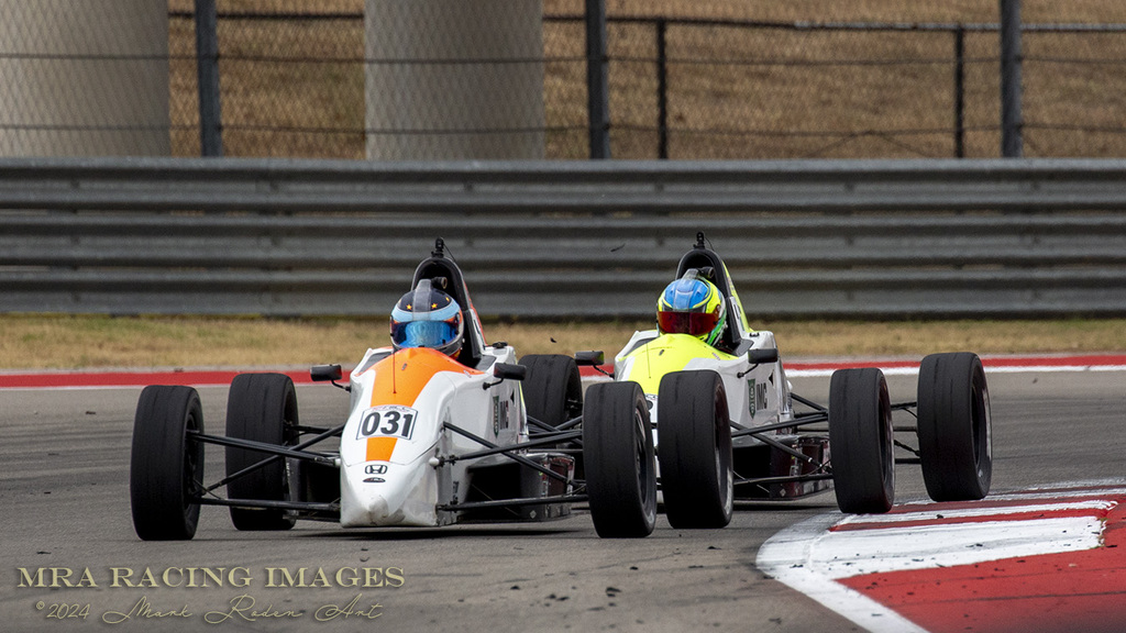 Group 9 Helmet Race COTA Speedtour