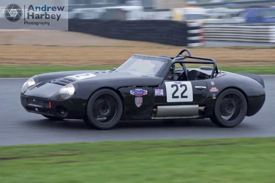 Plum Pudding at Mallory Park