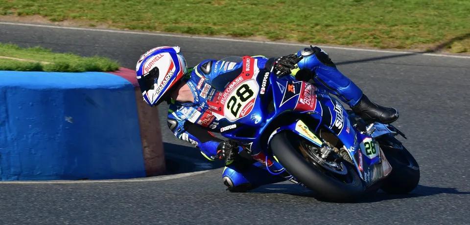 Bradley Ray Race of the year Mallory Park