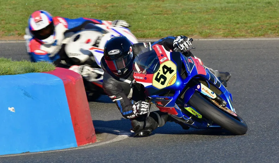 Race of the year Mallory Park