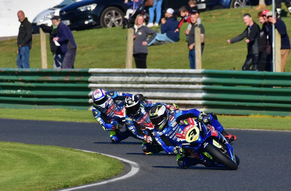 Race of the year Mallory Park 2018