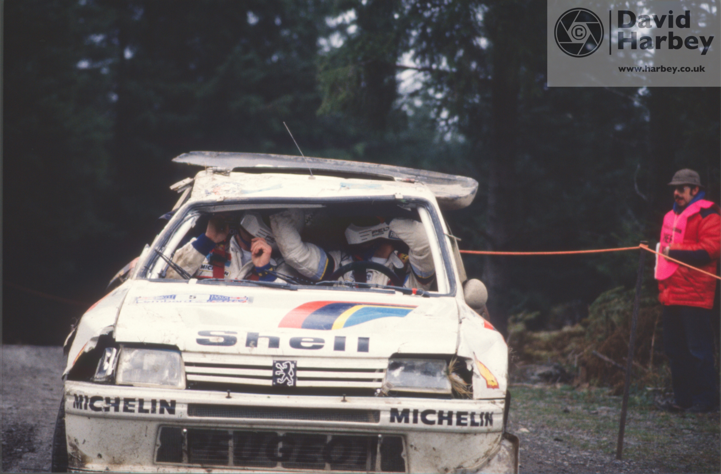 Juha Kankkunen Peugeot 205 Turbo 16 E2