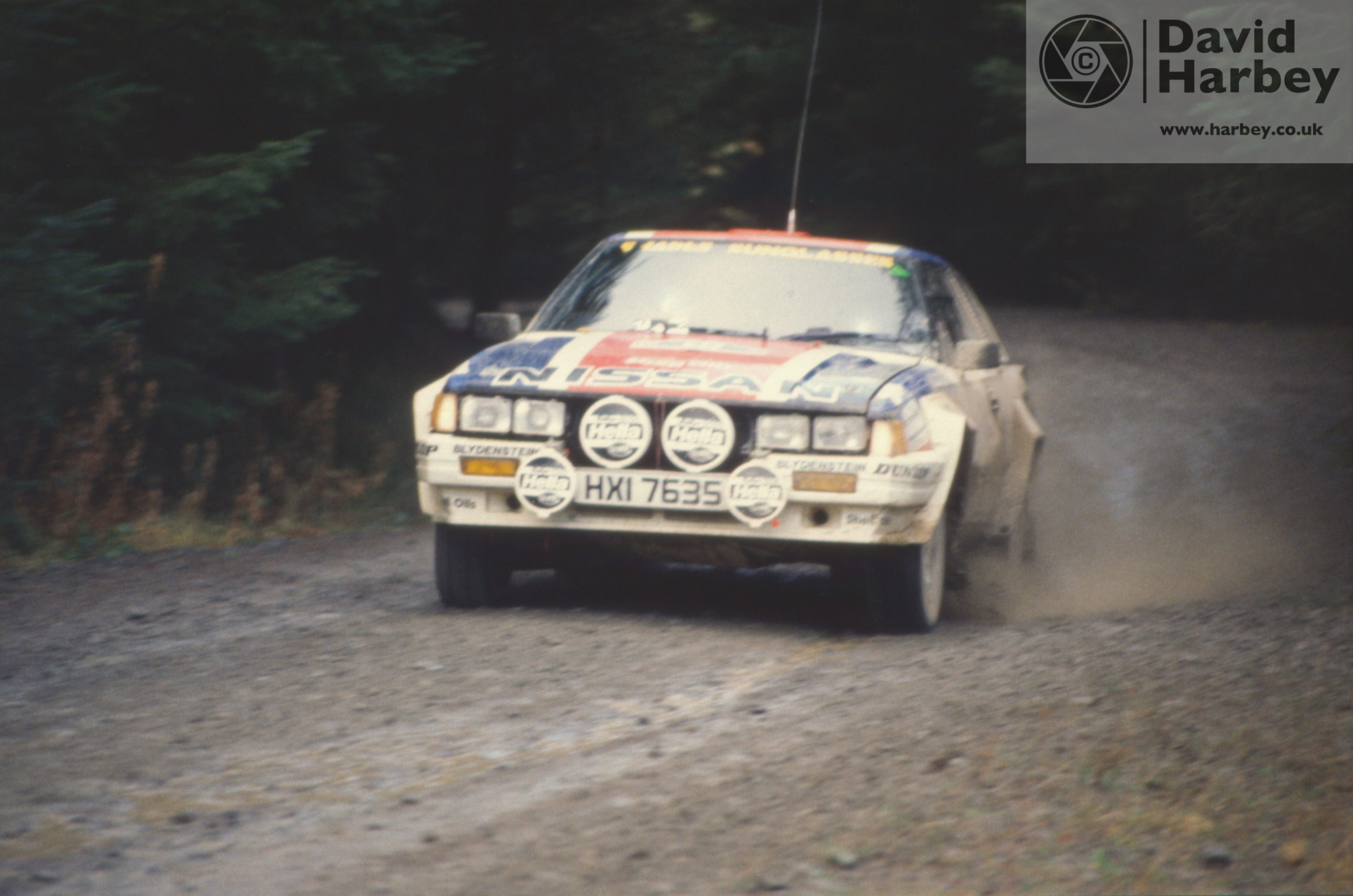 Louise Aitken-Walker and Ellen Morgan in the Nissan 240 RS