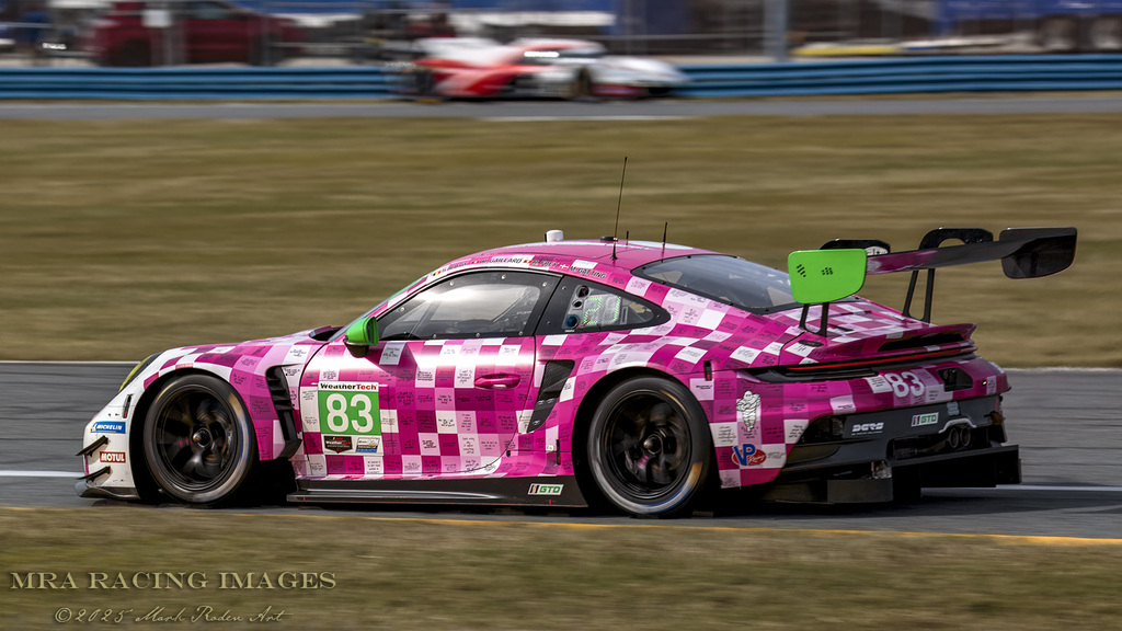 ROAR before the 24 Porsche 911 GT3R Every Dream Matters