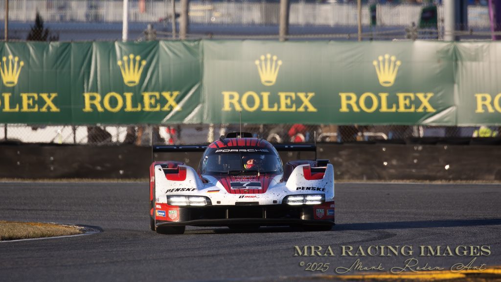 Rolex 24 Hours of Daytona – Green Flag