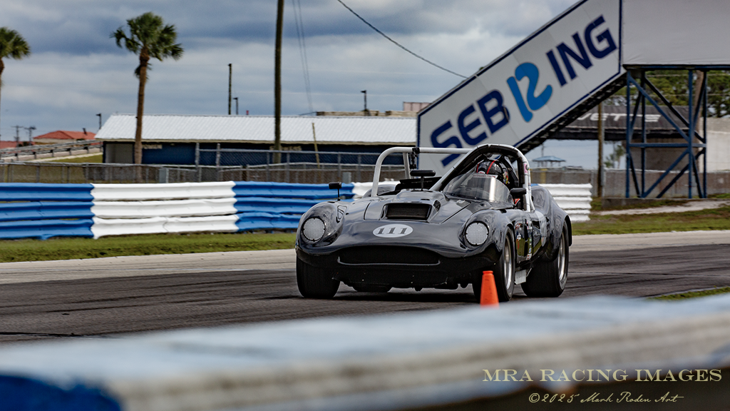 Jonathan DeGaynor's 1959 Devin Evolution at Sebring