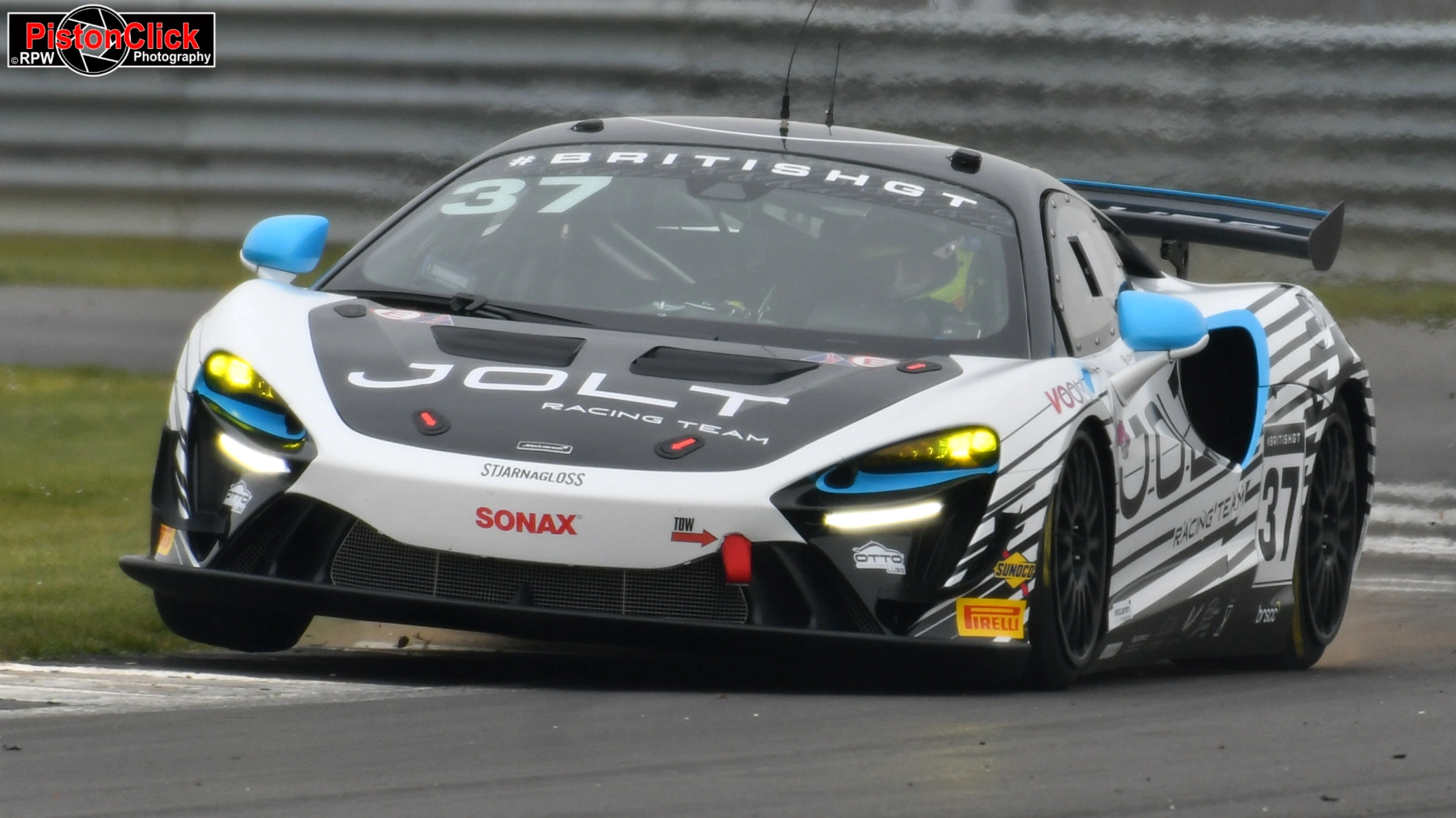 Racing at Silverstone 