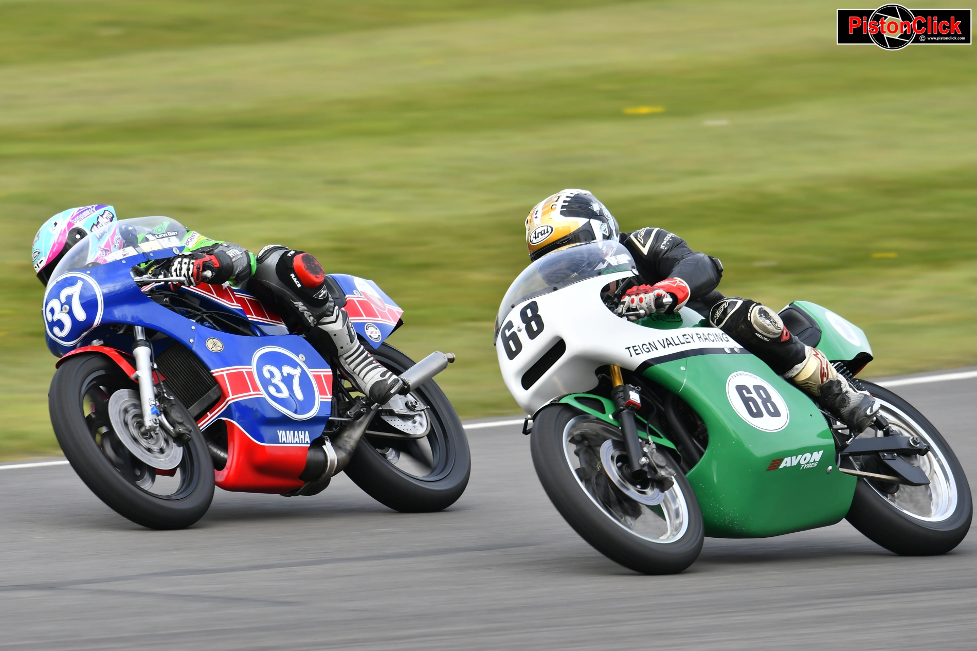 Motorcycle racing at the 82 Members Meeting Goodwood