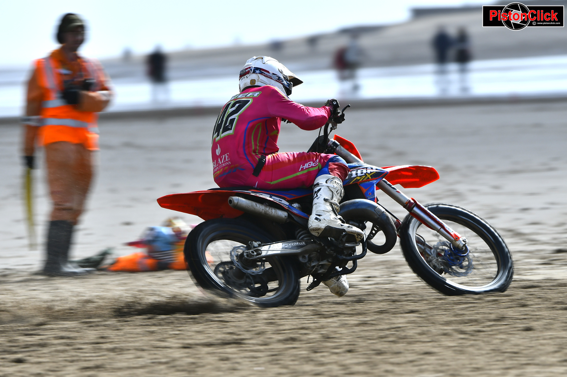 sand racing