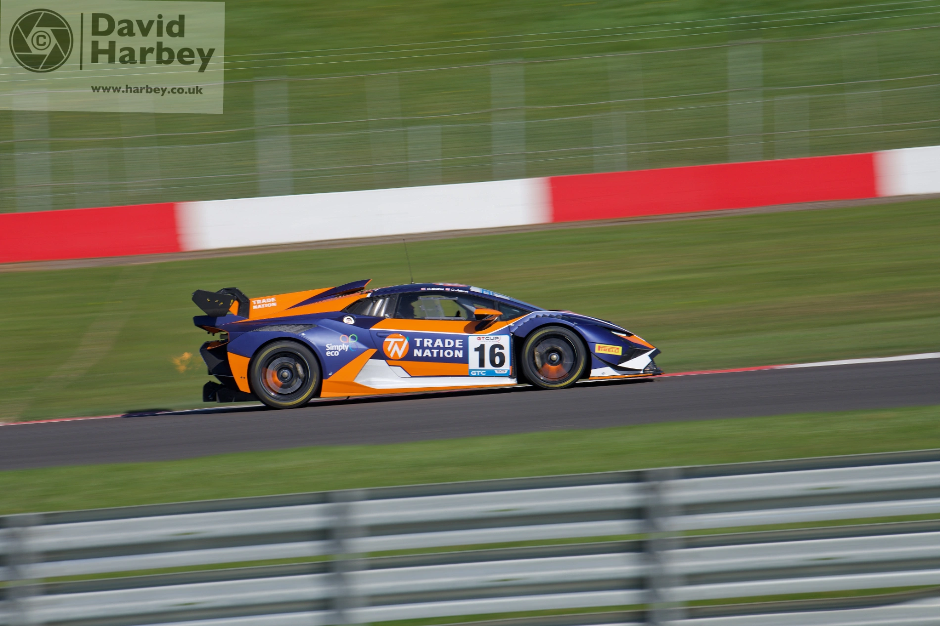 GT Cup at Donington Park