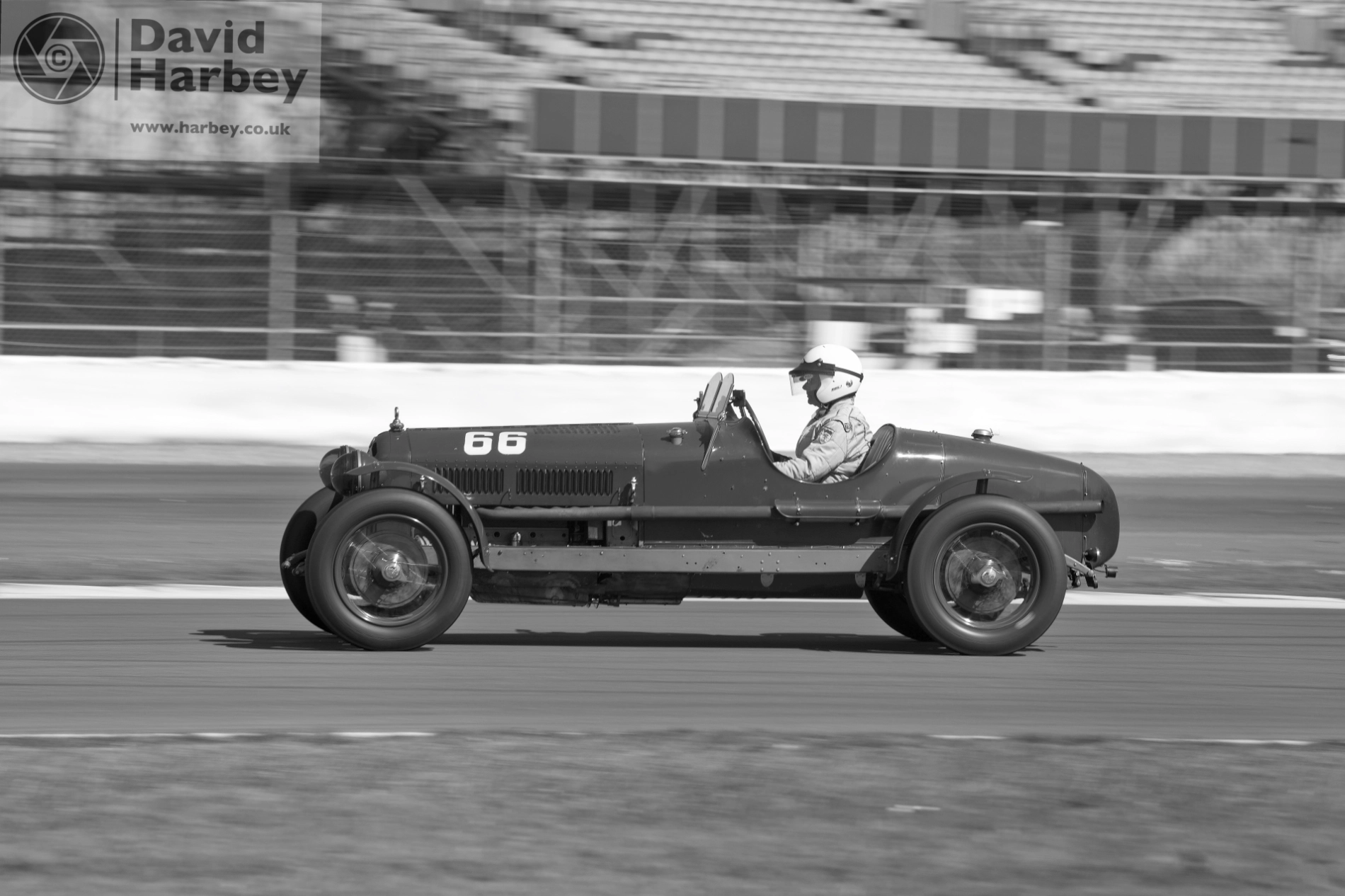 VSCC Spring Start at Silverstone