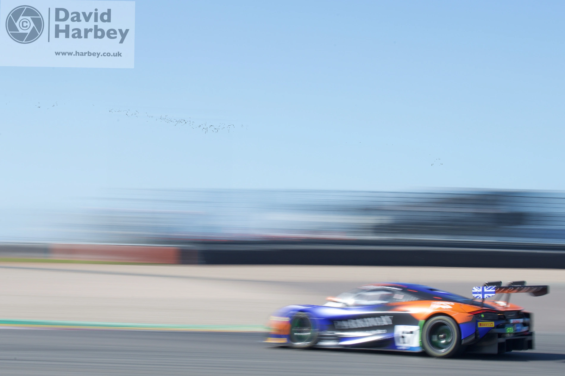 Slow shutter speed panning photography