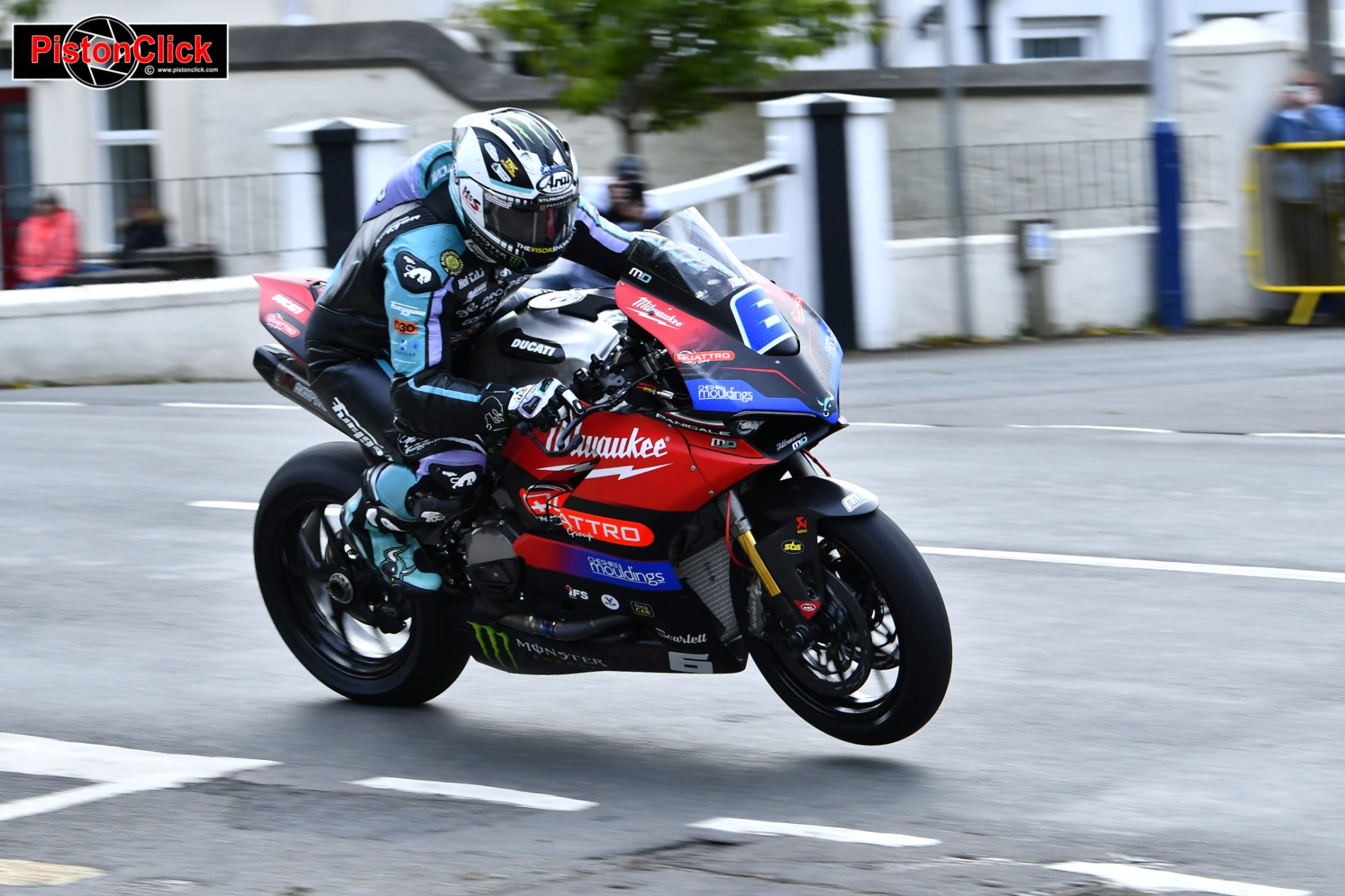 Michael Dunlop IoM TT Ballaugh Bridge