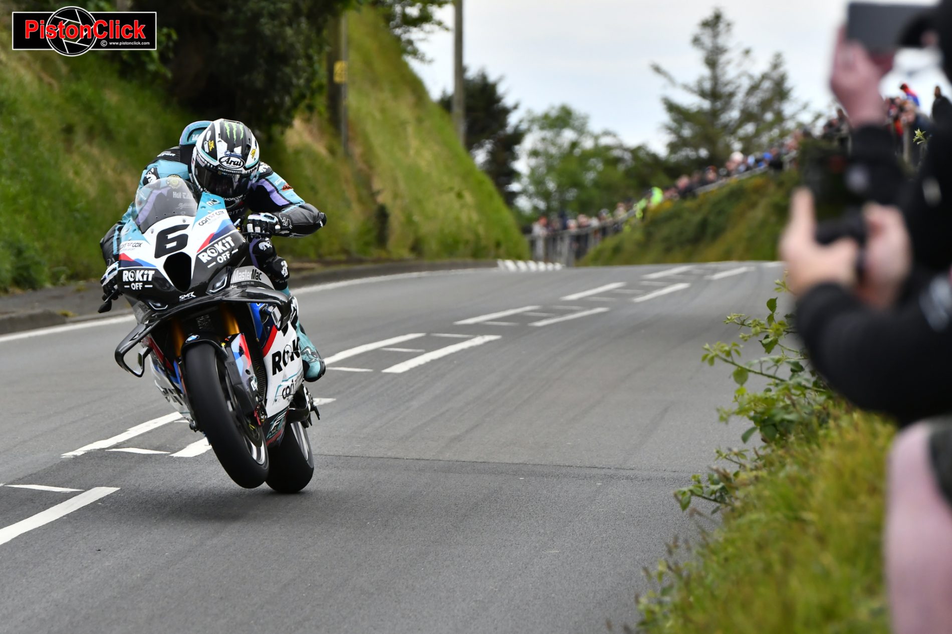 Michael Dunlop IoM TT racer