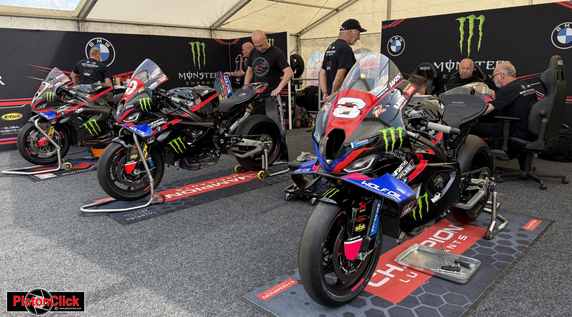 8TEN racing at the Isle of Man 2025