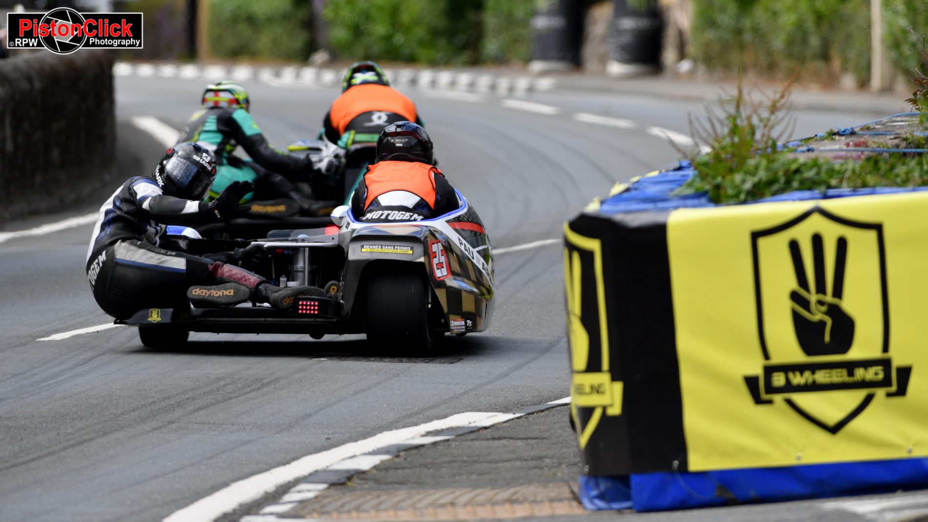 Sidecars at the IoM TT 2025