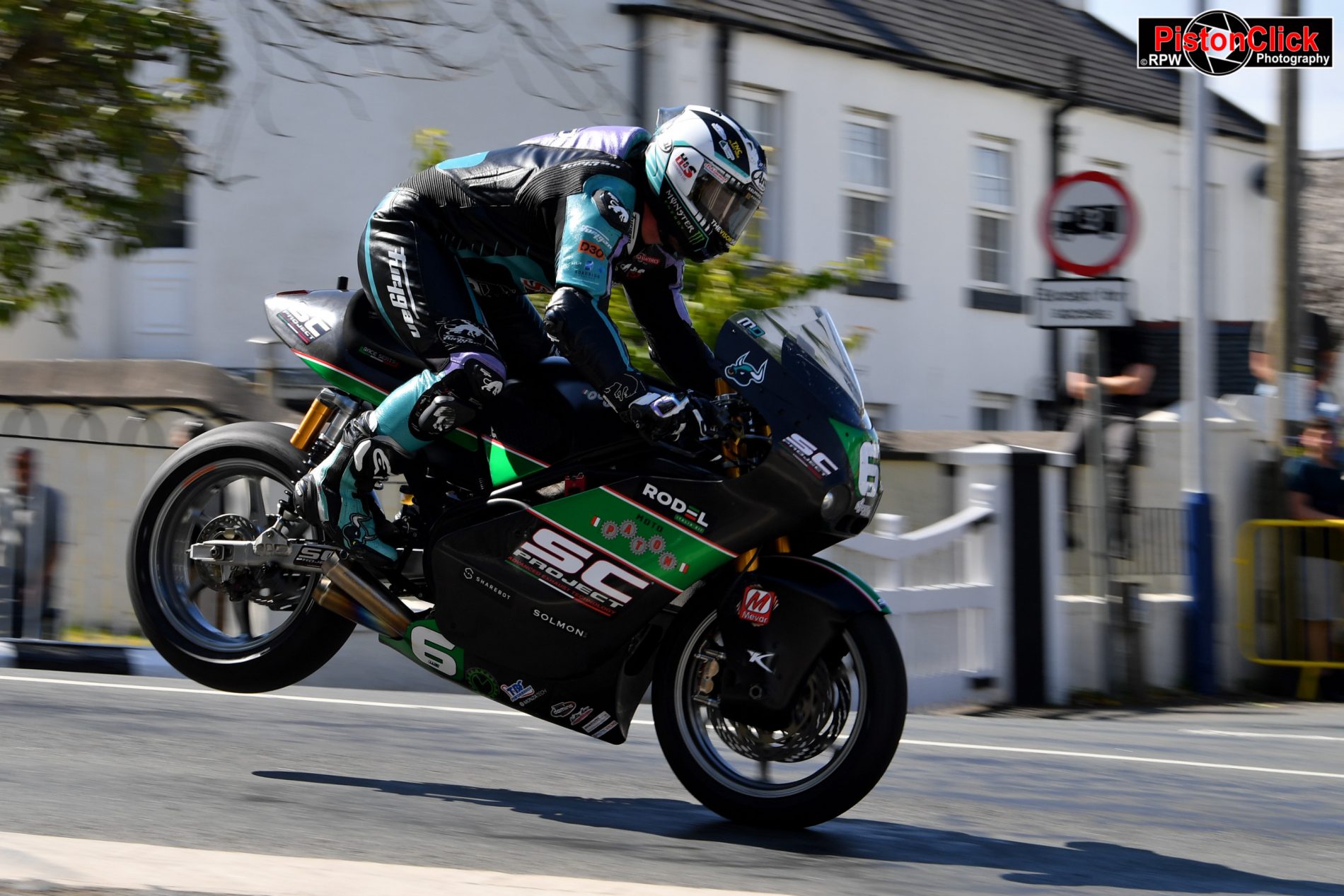 Iom TT qualifying