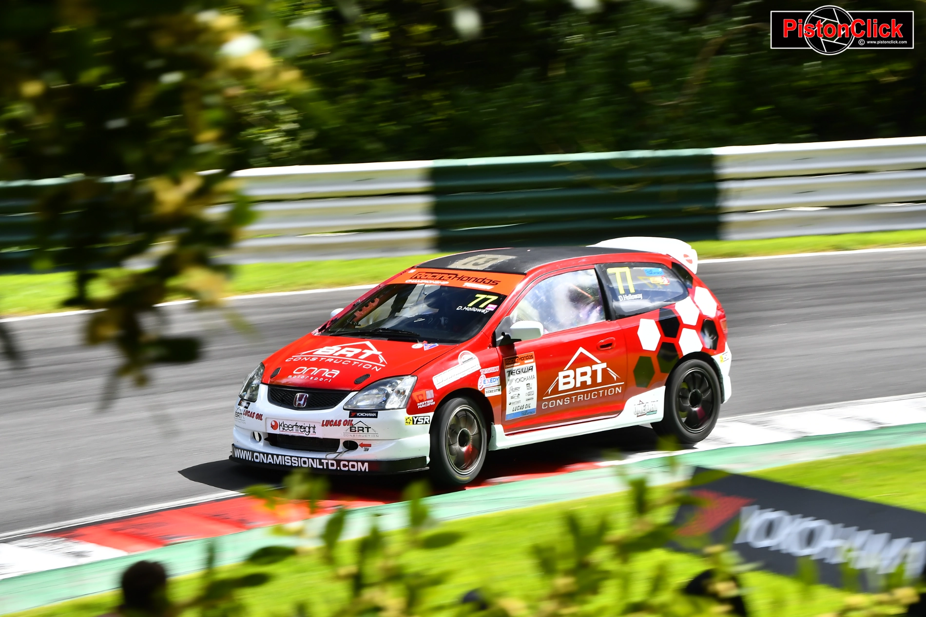 Racing Honda at Cadwell Park Modified Live
