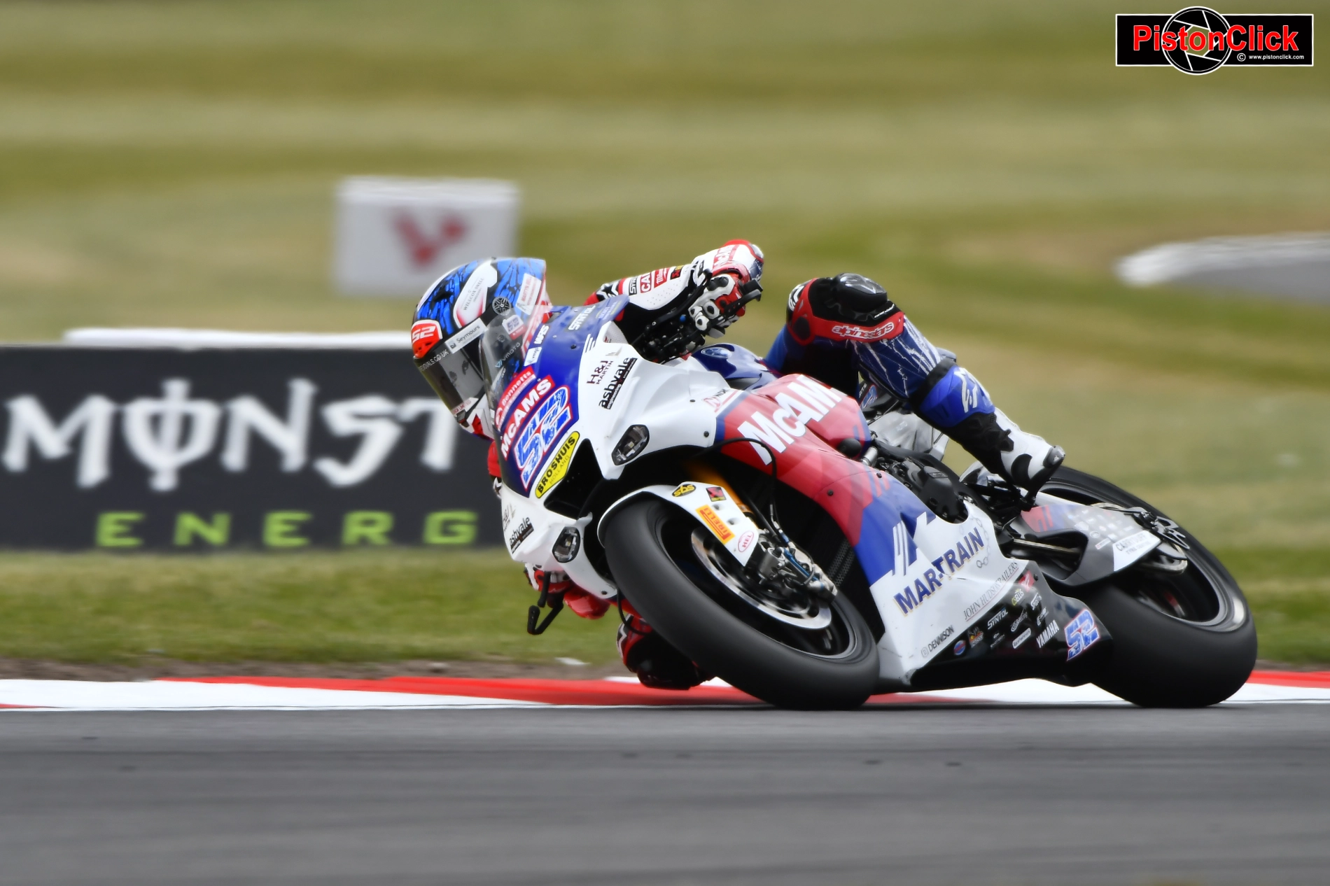 Where to take photos at Donington Park