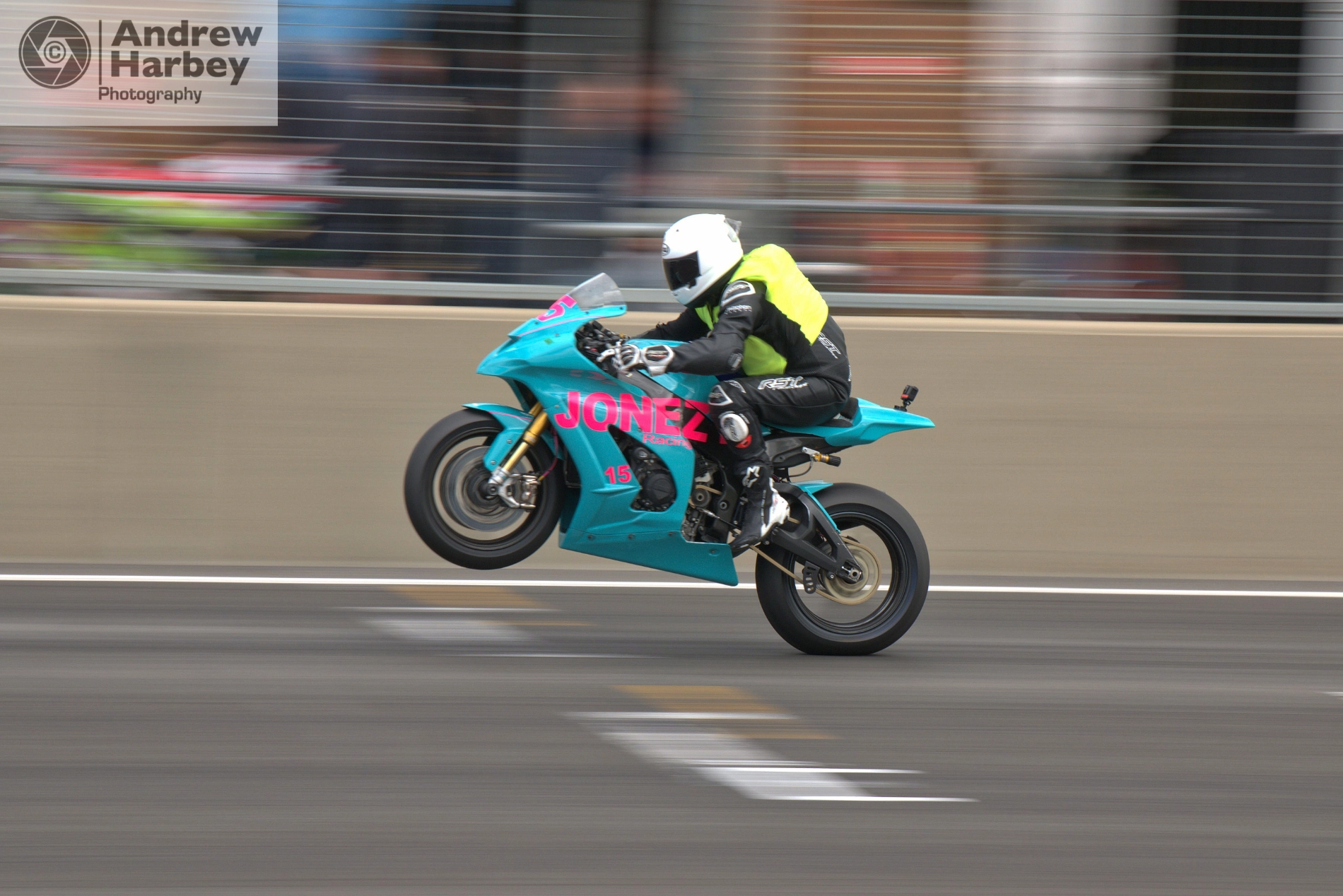 Bemsee motorcycle racing Snetterton