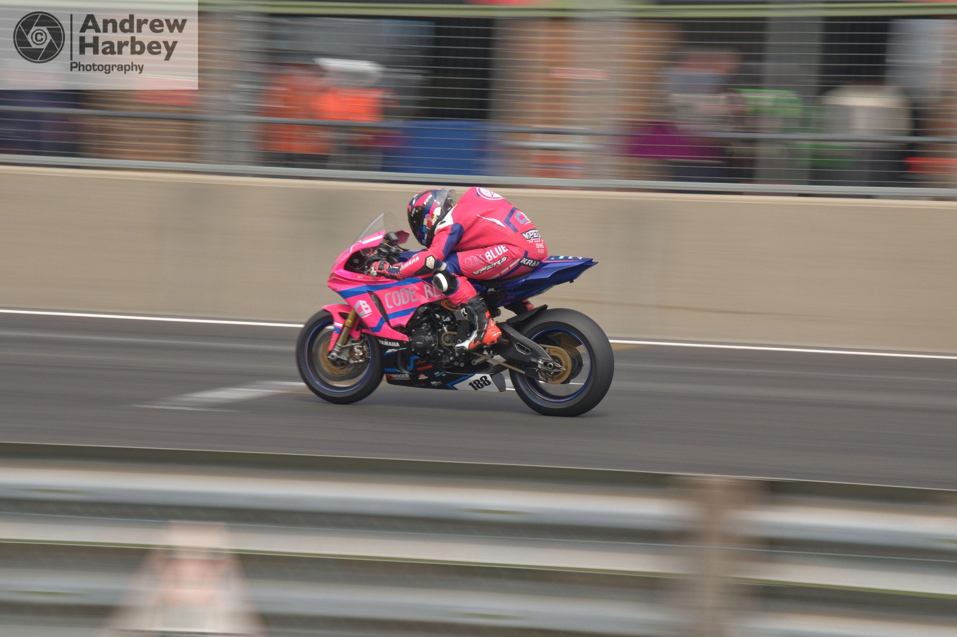 Bemsee motorcycle racing Snetterton