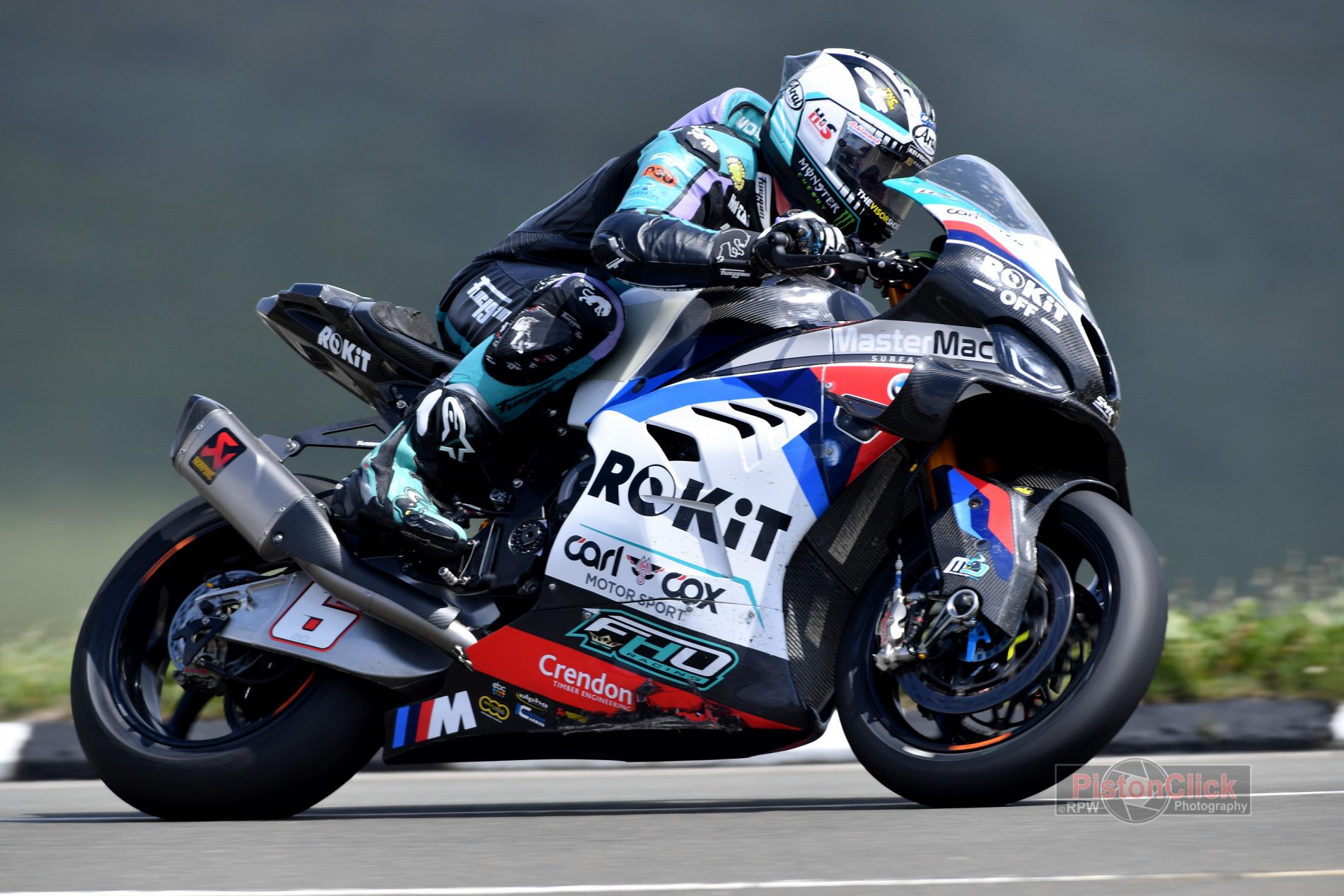 Michael Dunlop IoM TT Superbike Race Day 2025