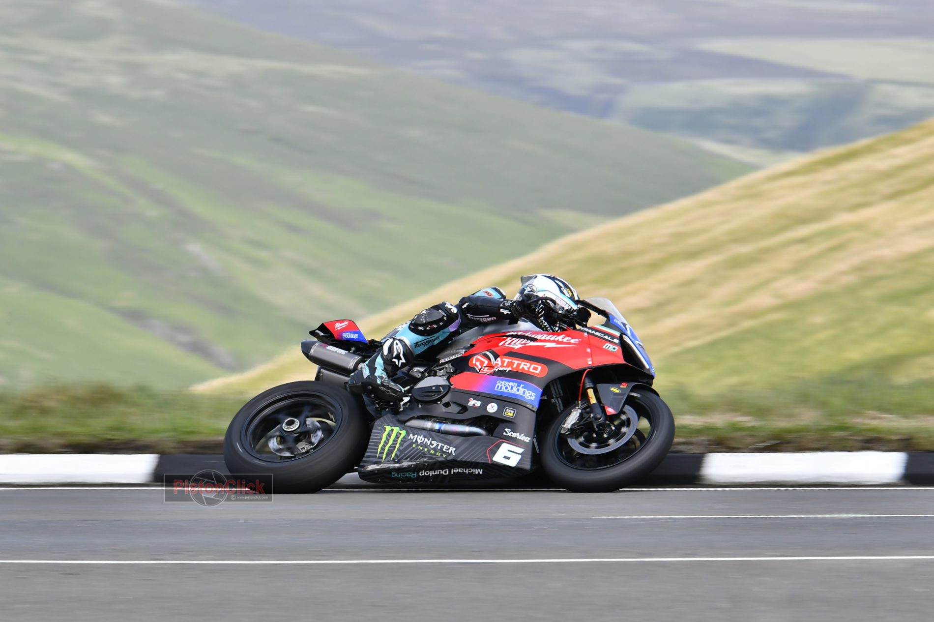 Michael Dunlop Supersport IoM TT 2025