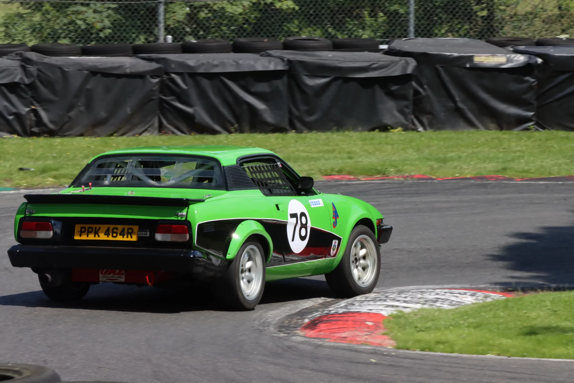 TR7 SMRC at Cadwell Park