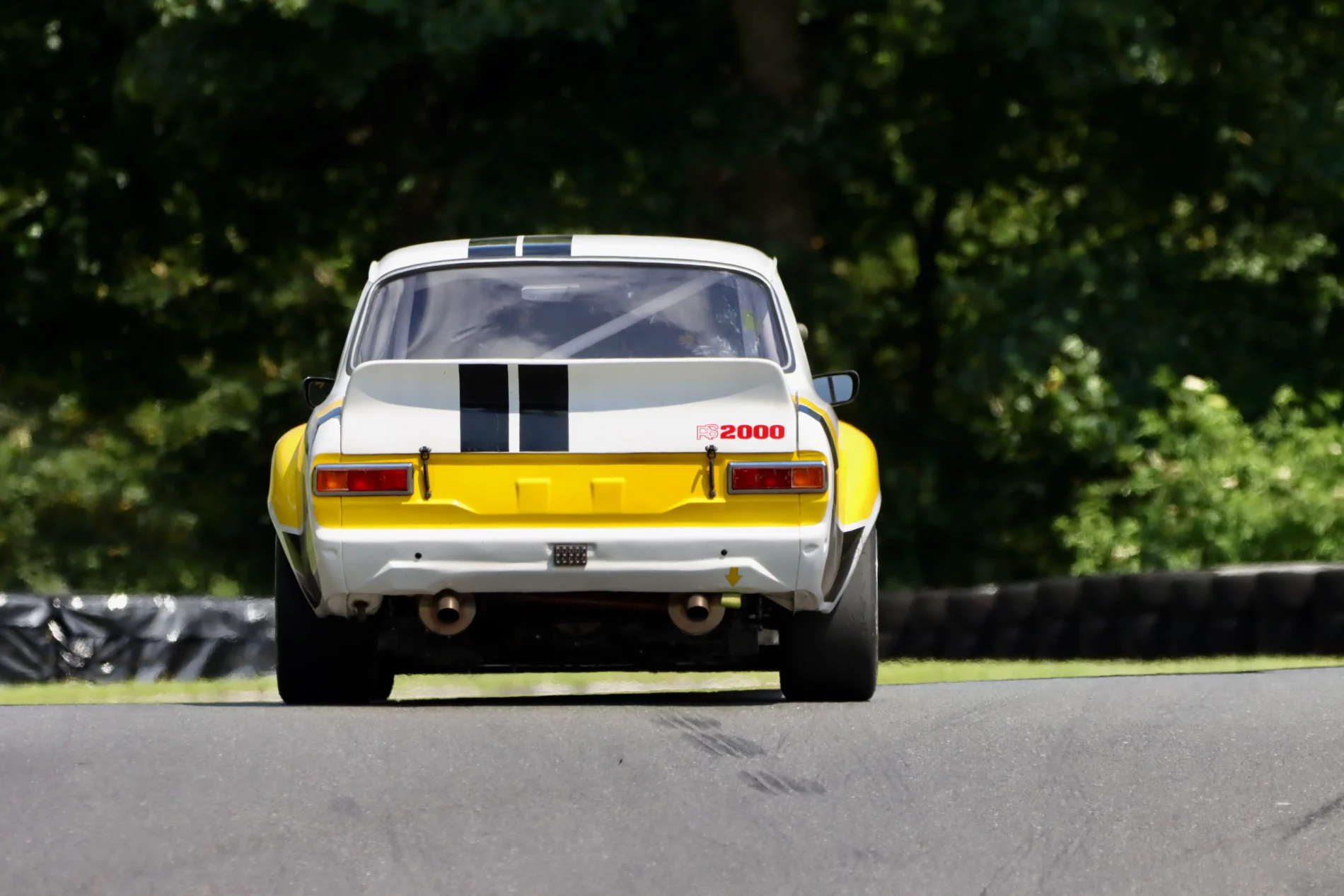 Mk1 Escort SMRC at Cadwell Park