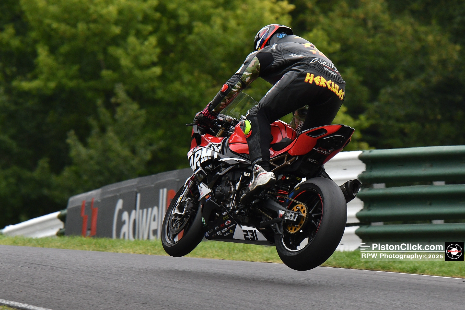No Limits motorcycle racing Cadwell Park
