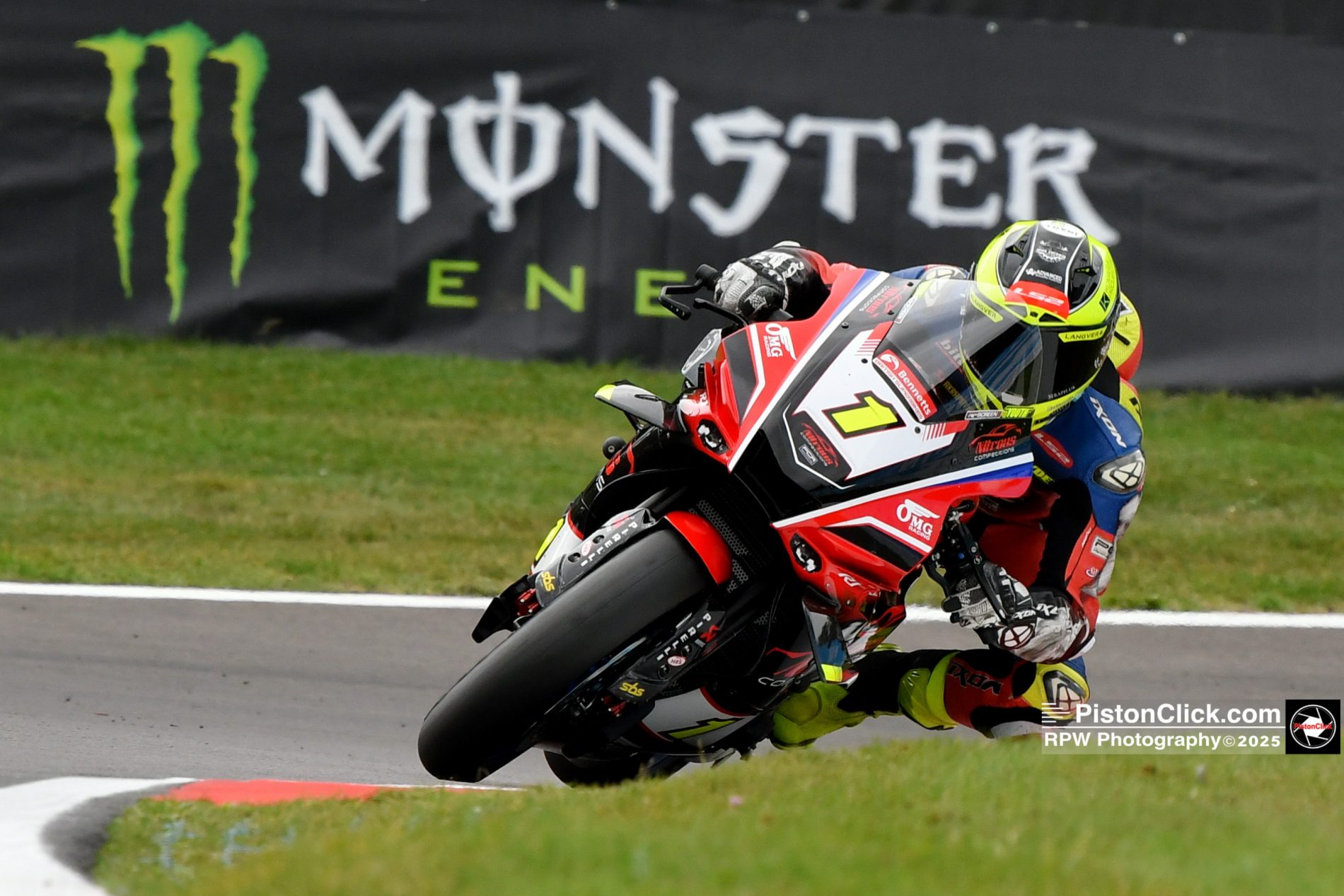 Kyle Ryde on the Nitrous Competitions Racing Yamaha Cadwell Park BSB