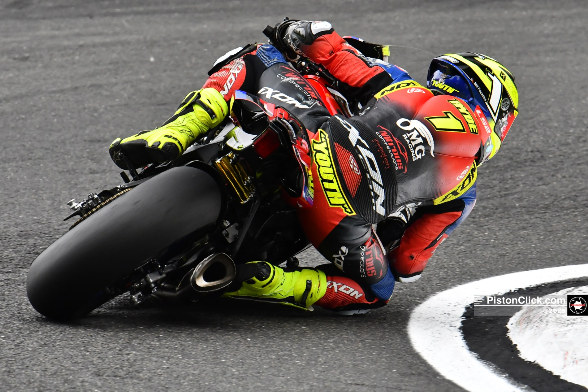 Kyle Ryde on the Nitrous Competitions Racing Yamaha Cadwell Park BSB