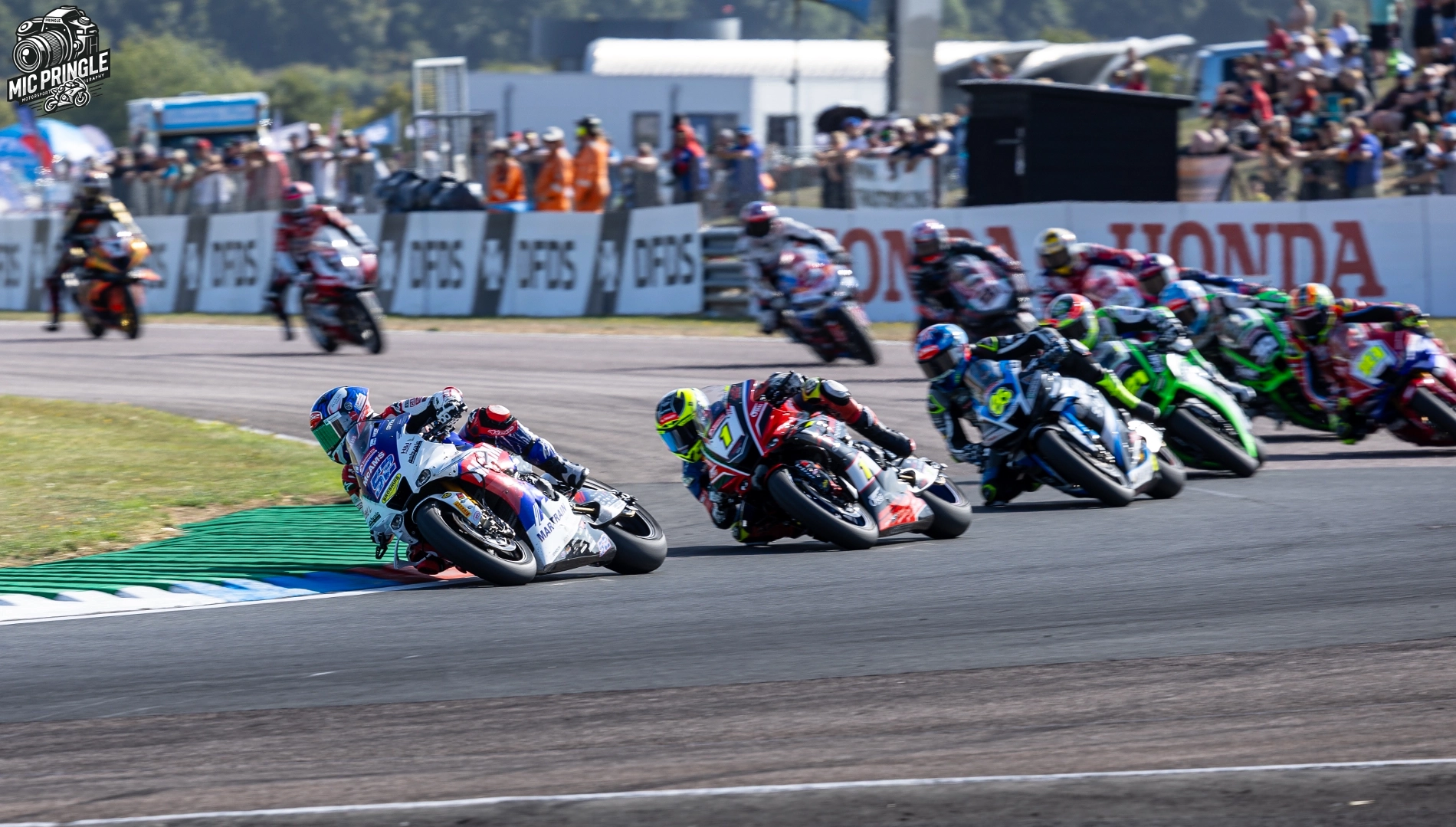 Danny Kent leads the British Supoerbike Race at Thruxton