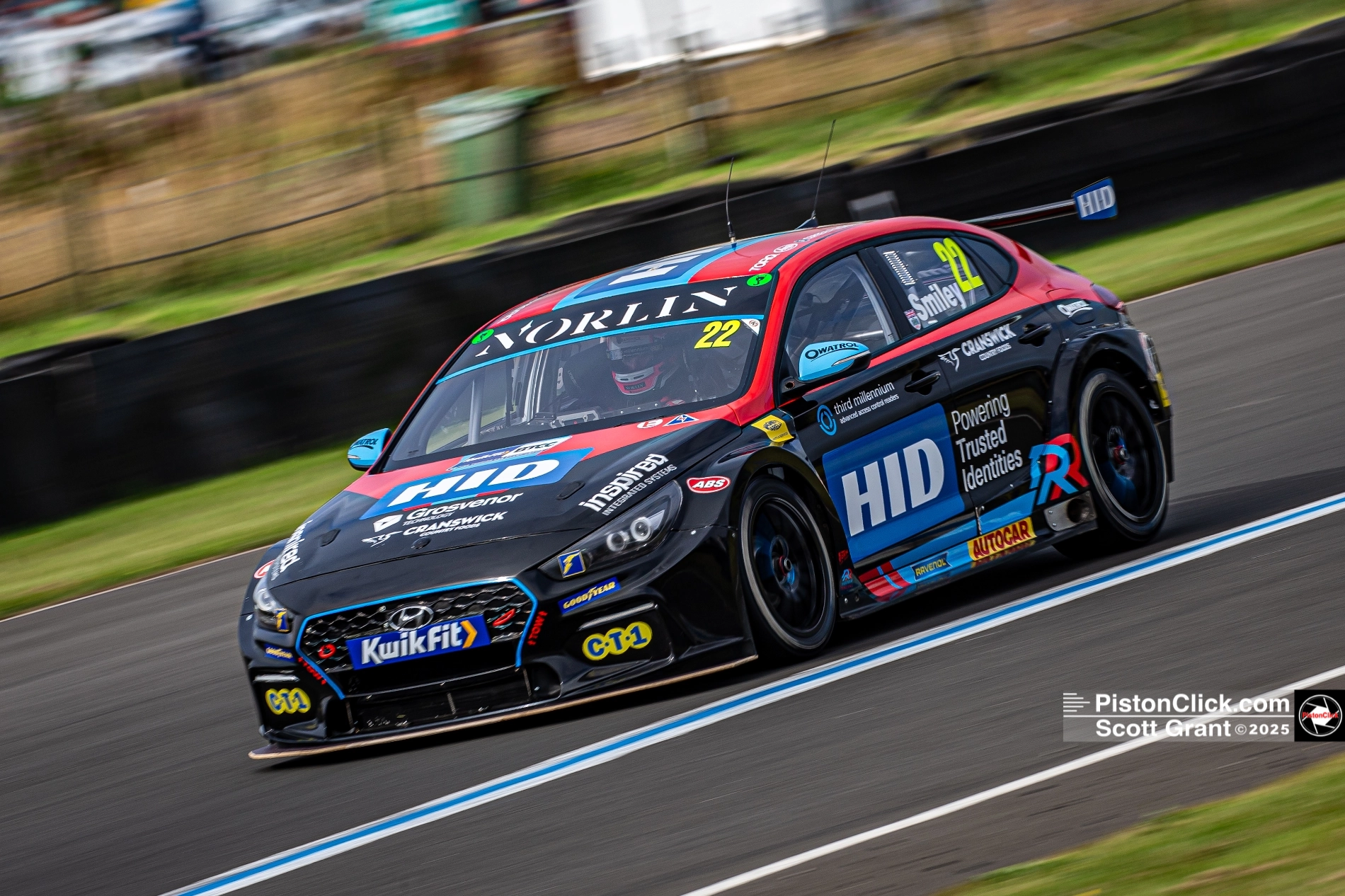 Chris Smiley BTCC Knockhill