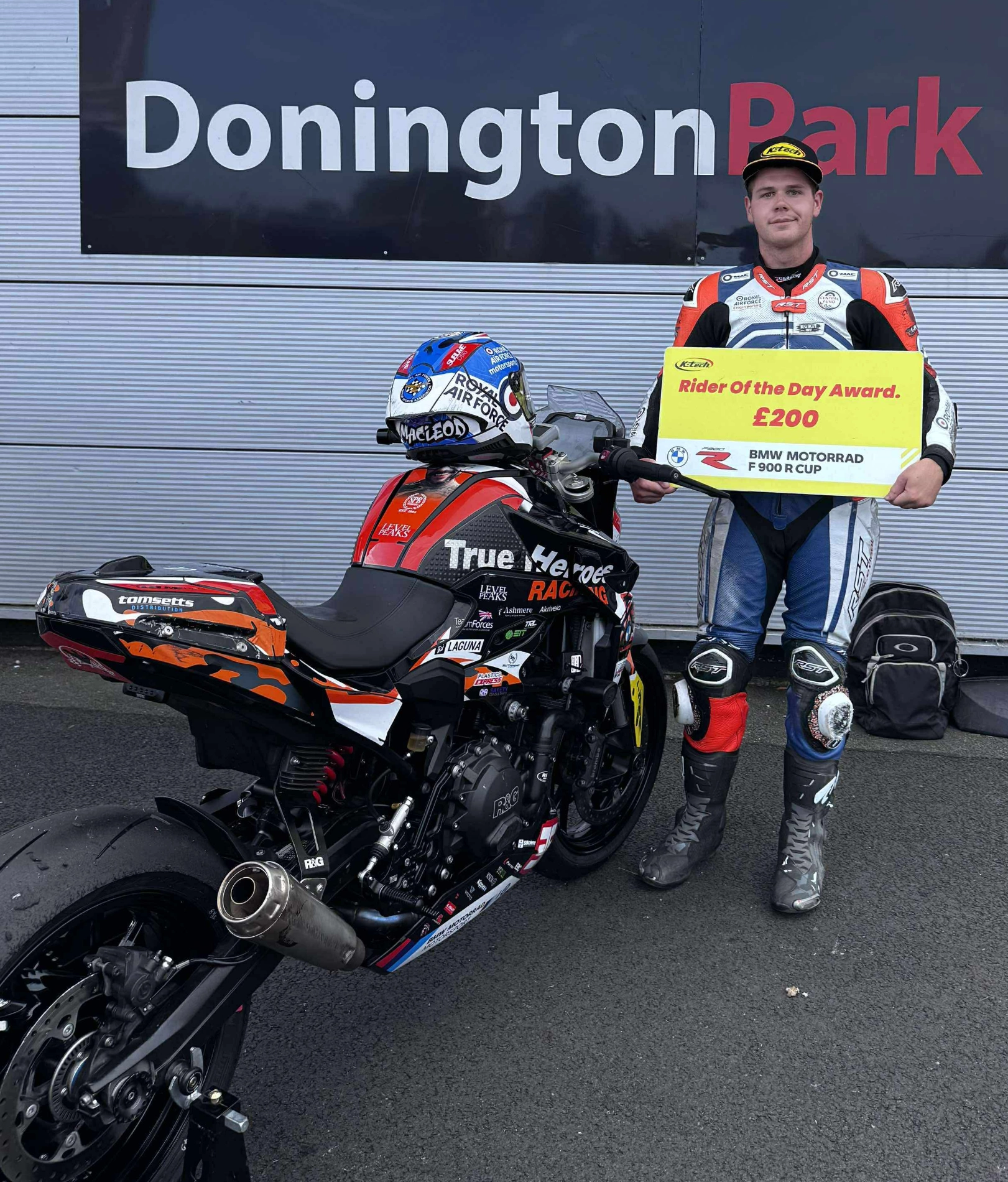 Kenneth Macleod KM36 Racing