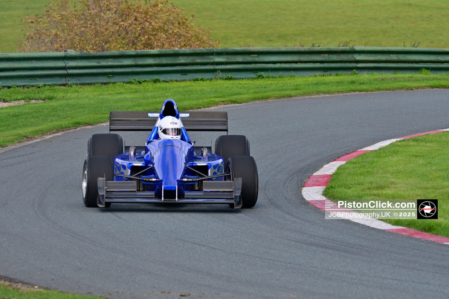 Sandra Tomlin driving the Pilbeam MP97