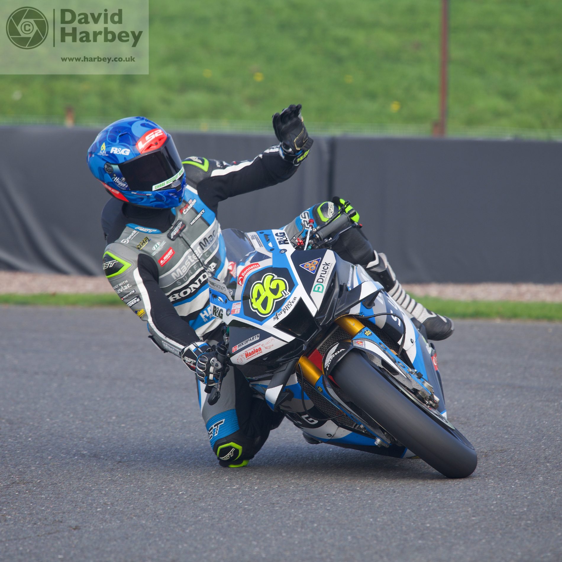 Stars at Darley Moor 