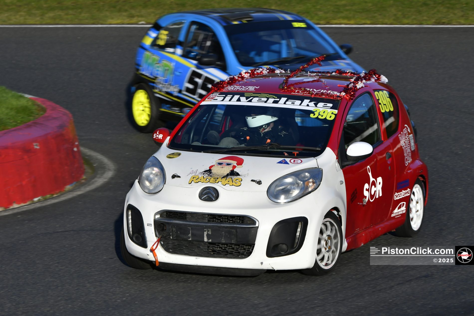 Plum Pudding race at Mallory Park