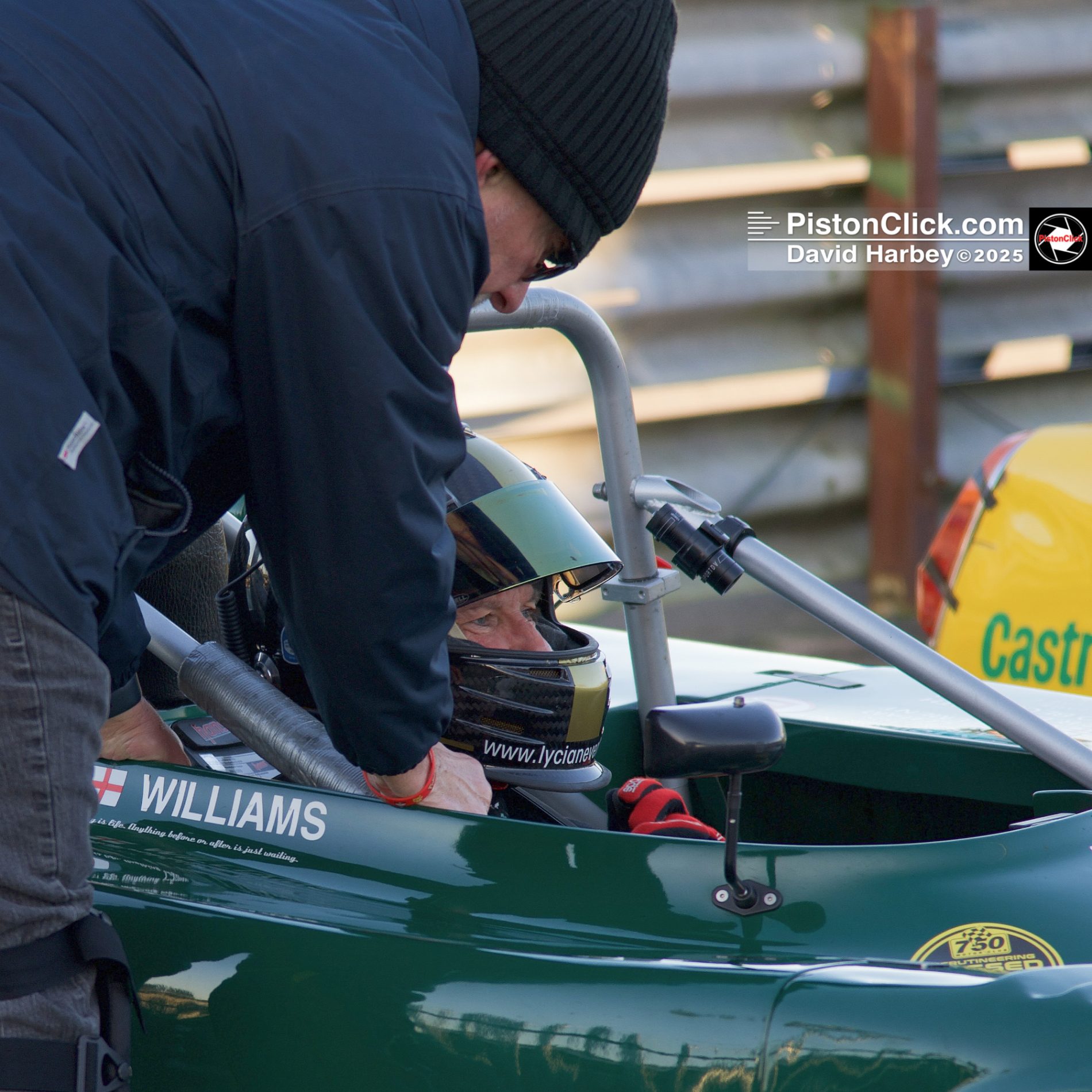 Plum Pudding race at Mallory Park