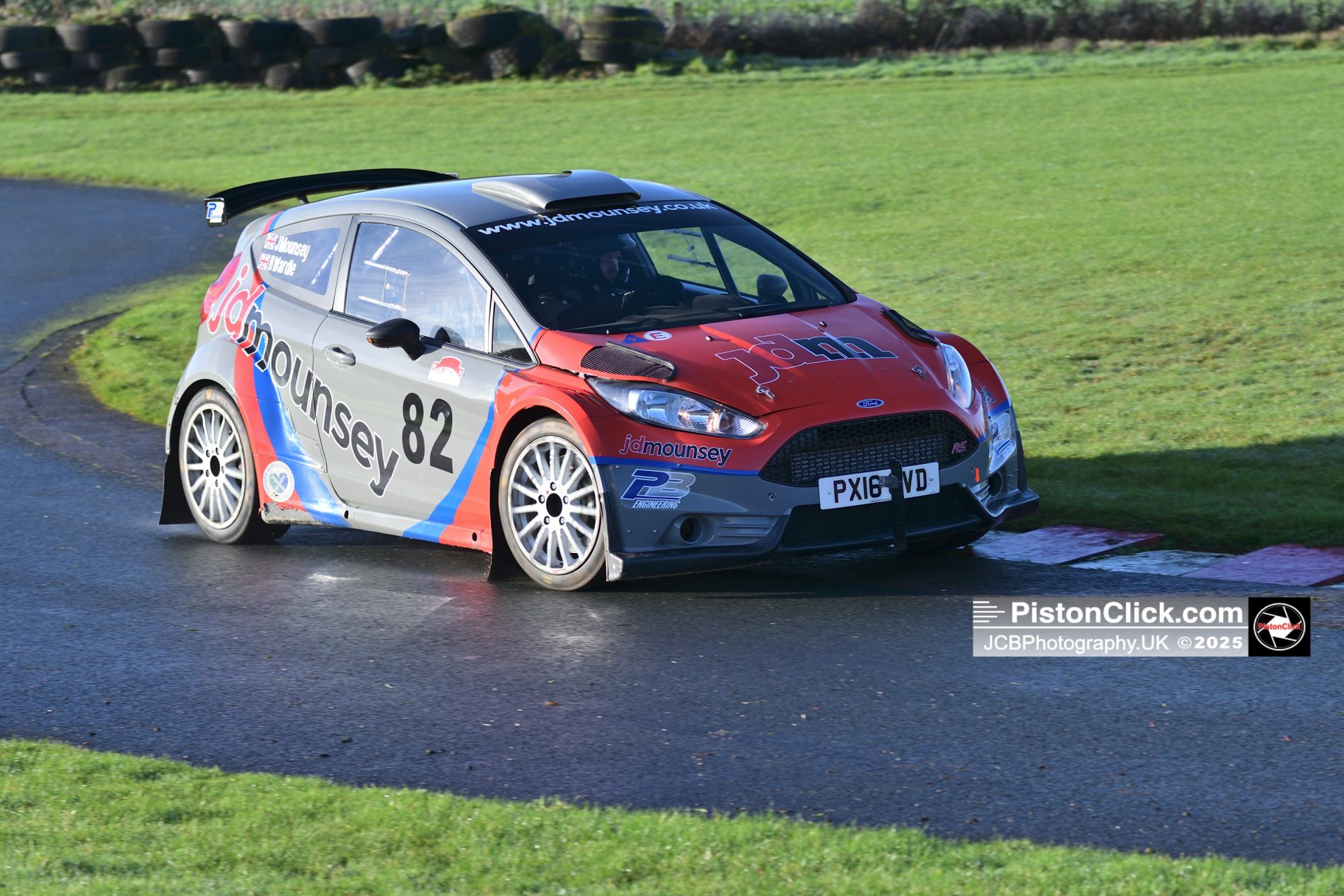 Jonathan Mounsey driving a Ford Fiesta R5